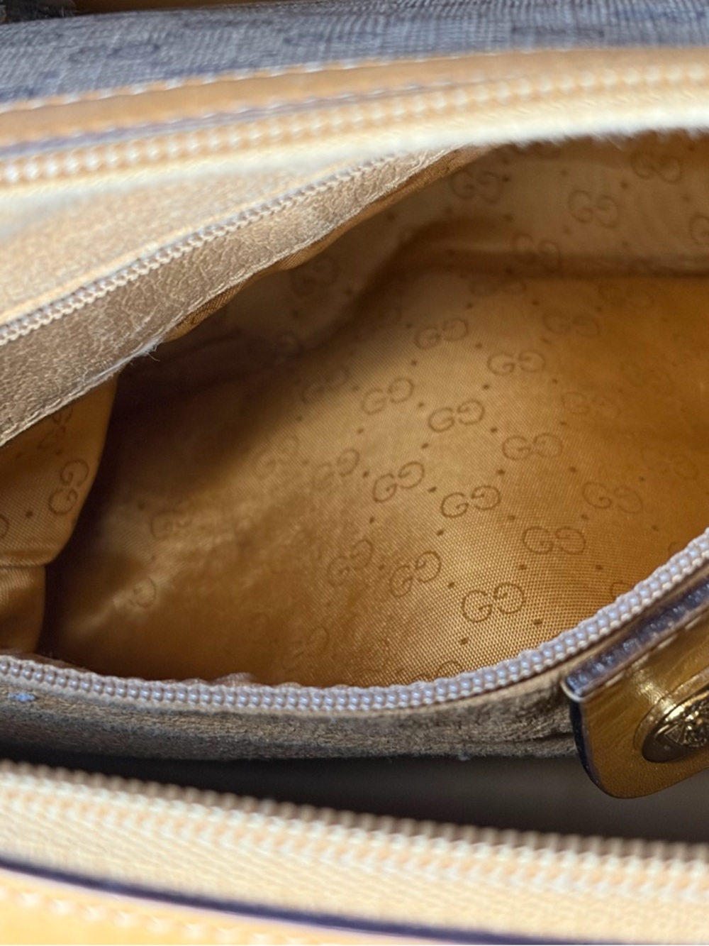 Vintage Gucci Beige Monogram Satchel with Leather Trim - Picture 7 of 10